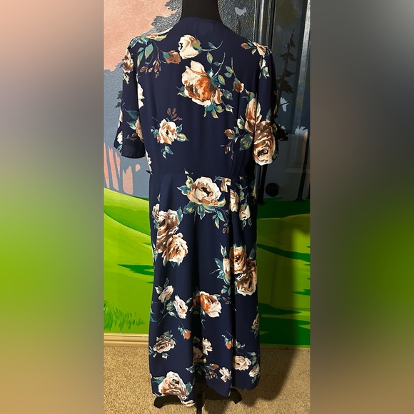 Everly Wrap Dress or Duster Sz L - Picture 4 of 4